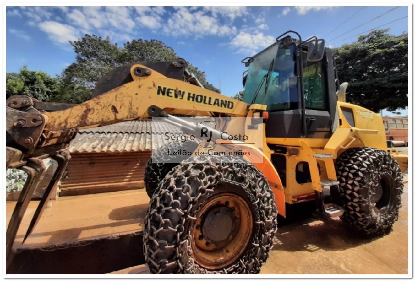 NEW HOLLAND W130 2017