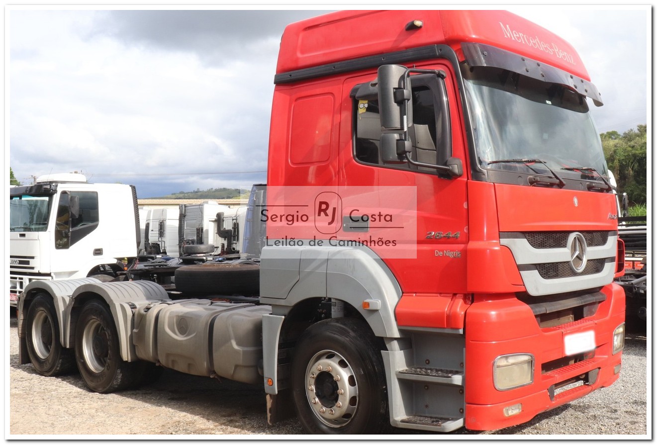 MERCEDES BENZ MB2644 2014