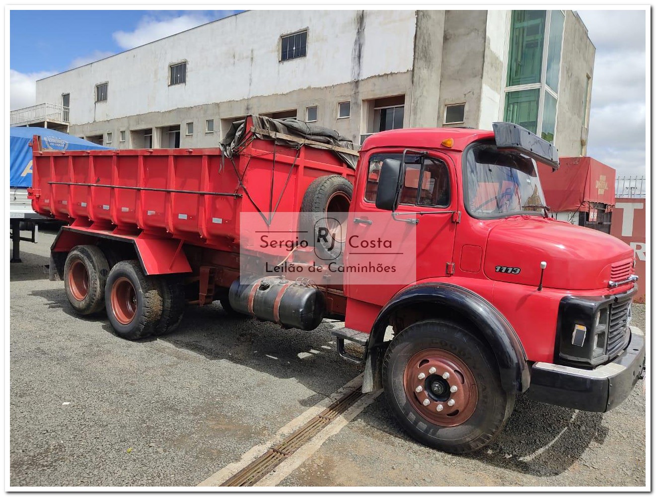 MERCEDES BENZ MB1113 1981