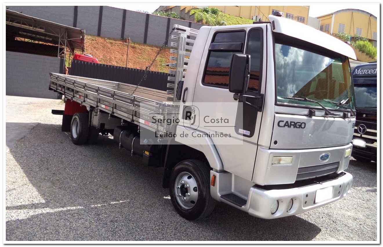 FORD CARGO816 2013