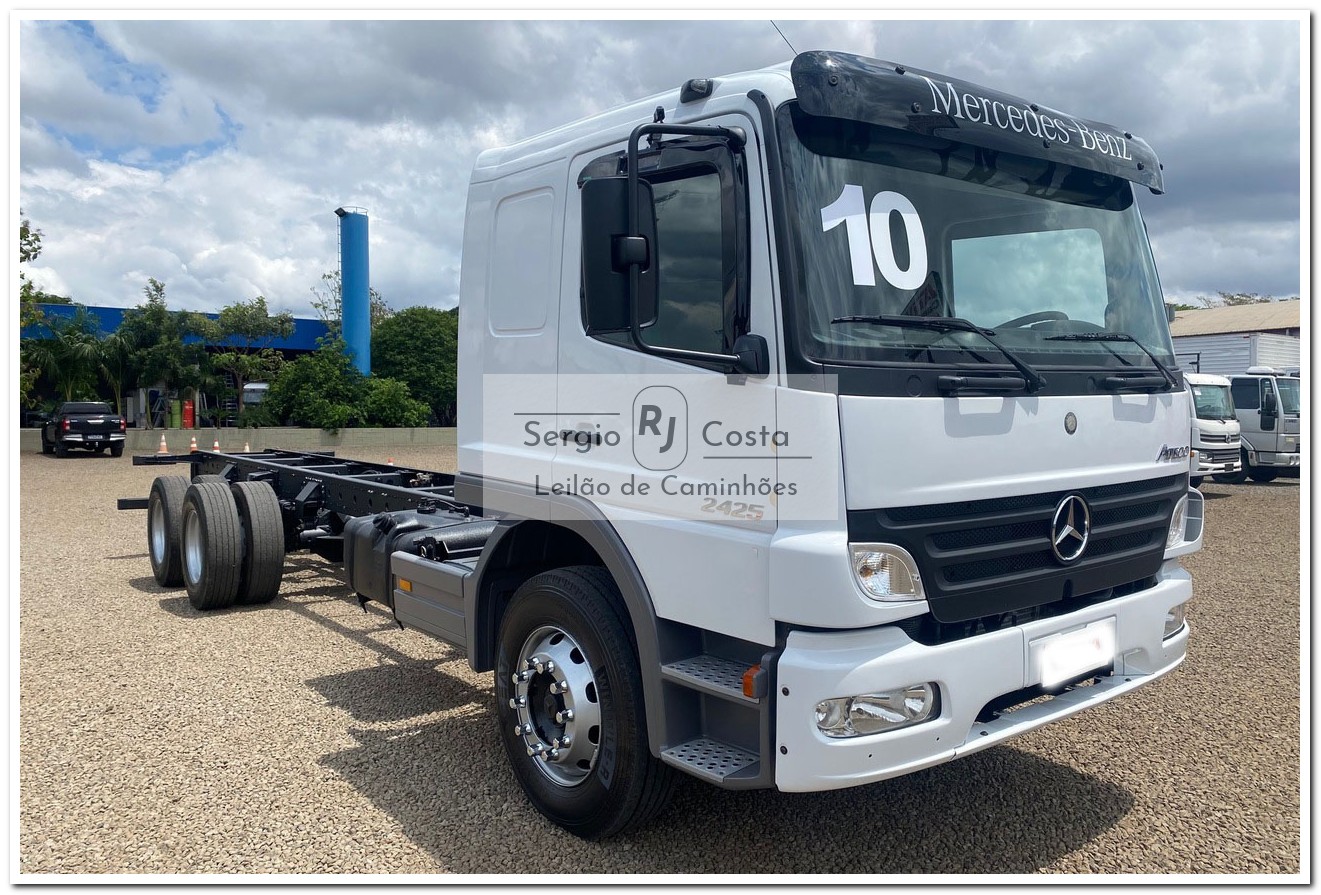 MERCEDES BENZ MB2425 2010