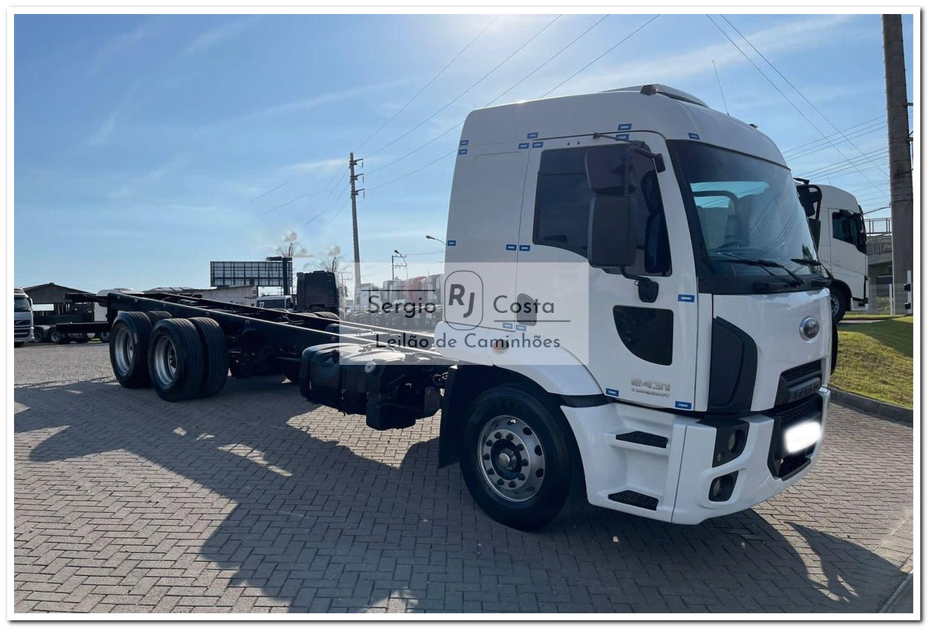 FORD CARGO2431 2019